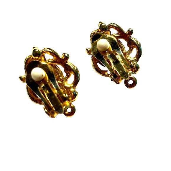 Vintage clip on earrings ornate gold & faux Pearl classic 80’s elegant bridal - Picture 3 of 7
